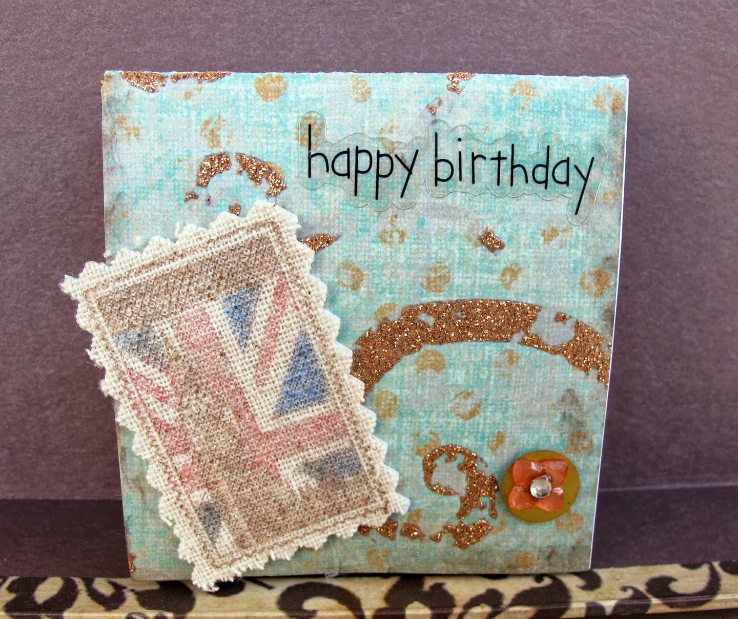 Art by Waiyi Mini Shadow Box Made of Sizzix Shaker Box Die and Pattern