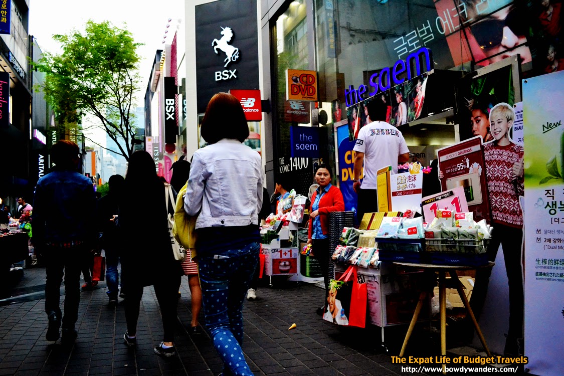 bowdywanders.com Singapore Travel Blog Philippines Photo :: South Korea :: Where to People-Watch: Myeongdong or Insadong?