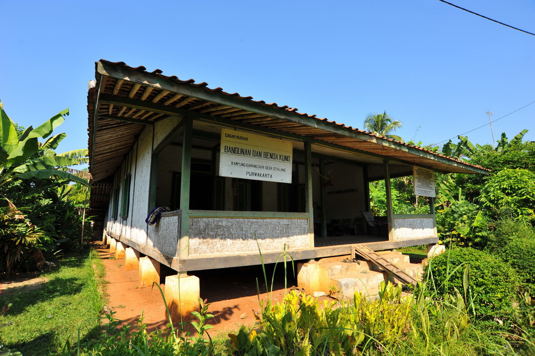 Rumah Adat Sunda Citalang Purwakarta Jawa Barat  Kumeok Memeh Dipacok