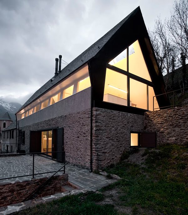 Modern highland house, Pyrenees, Spain Most Beautiful Houses in the World