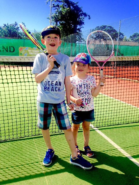 Anyone for Tennis ! Kidstennis