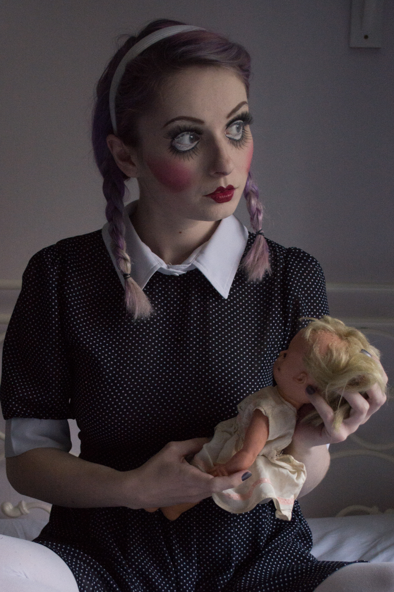 Creepy Doll Halloween Costume | OOTD - Tessa Holly