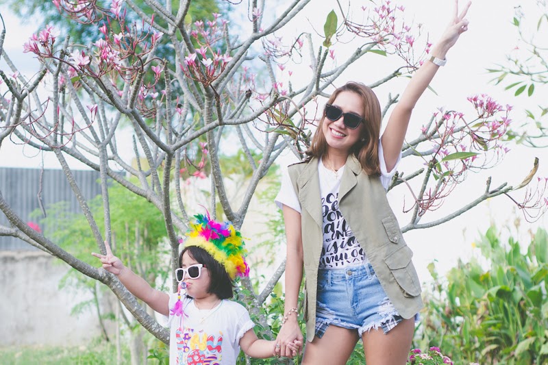 Sinulog Fashion: Mom & Daughter