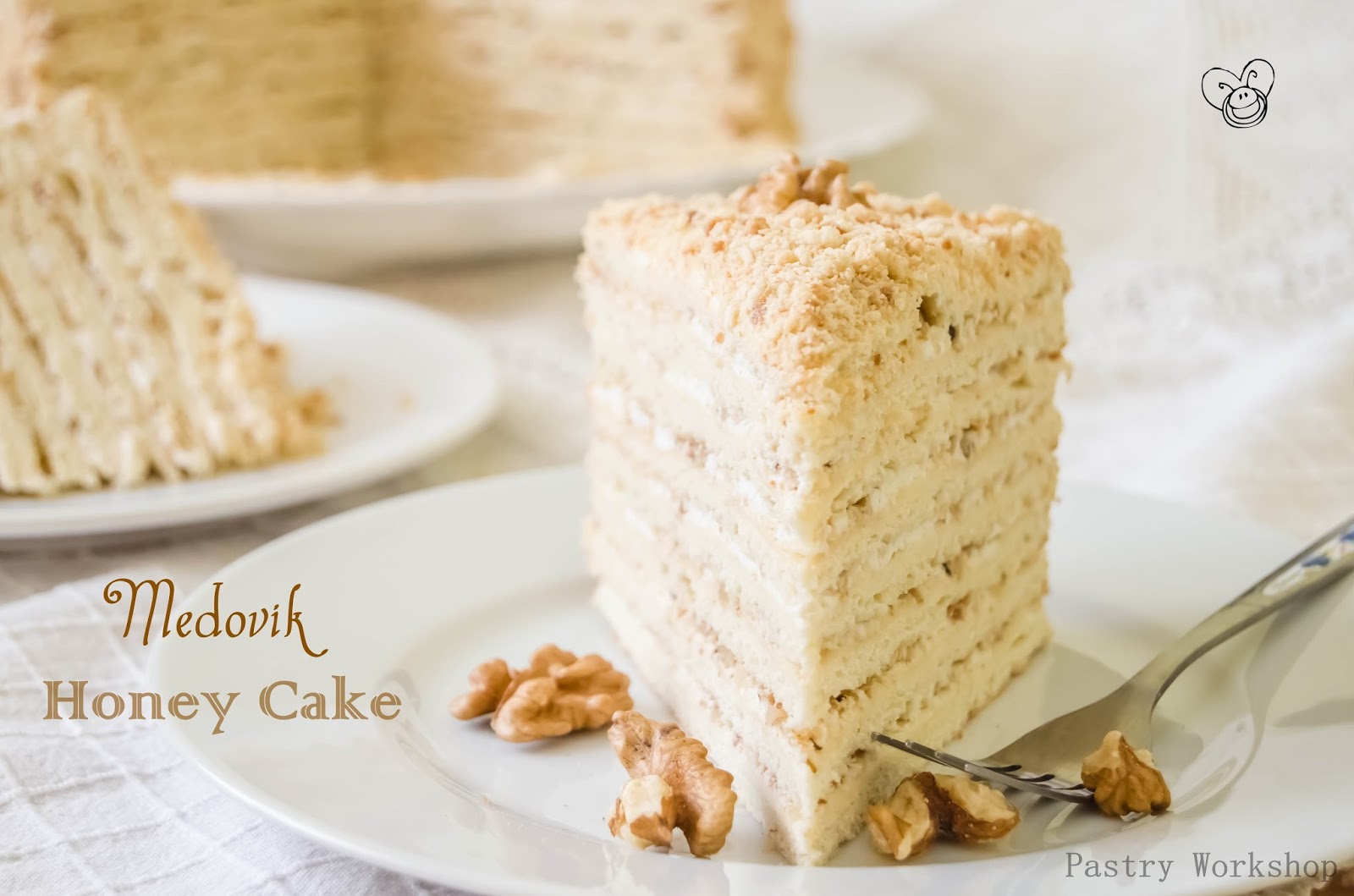 {Medovik Cake} - Tort Medovik
