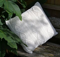 Leaf Cushion