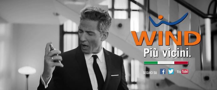 Pubblicità Fiorello di Wind con spot tipo Profumo - Video YouTube 2017