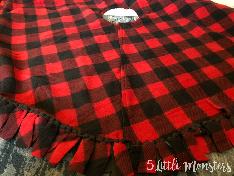 5 Little Monsters Easy Fleece Christmas Tree Skirt