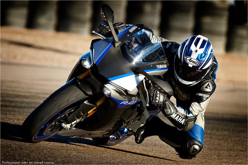 MOTORCYCLE SPECIFICATIONS AND PRICE IN BANGLADESH: Motor Bikes in