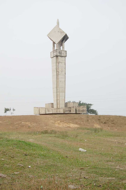 Bijoy Monument Near Naogaon Bypass Bijoy Monument Near Town Bypass