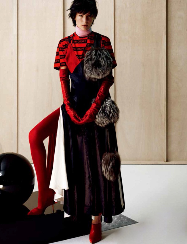 Numéro China November 2015, Heather Kemensky Céline 2015 AW Big Fur Pompoms Scarf Editorials