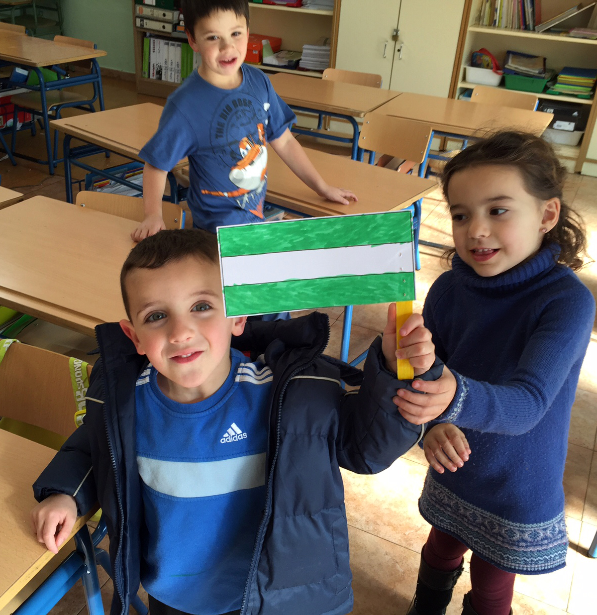 Actividades Extraescolares Y Ludotecas De Ciempies Verde Y Blanca 