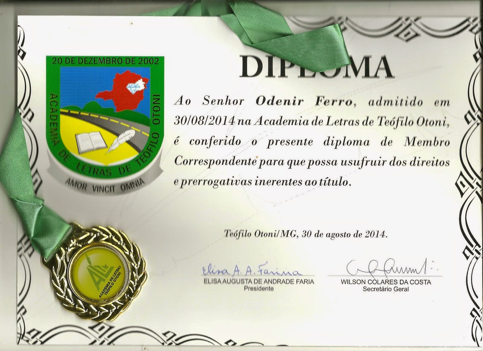 ACADEMIA DE LETRAS DE TEÓFILO OTONI (AMOR VINCIT OMNIA)
