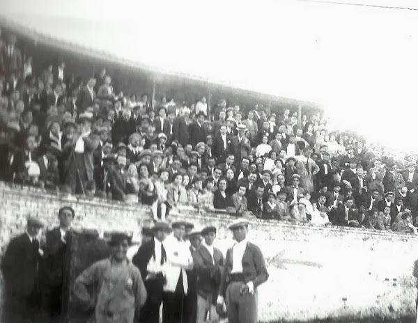 ttt-j.-toros2-J.+Cach%C3%B3n+-+Festival1