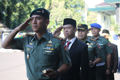 UPACARA HARI OTONOMI DAERAH, HARI BURUH DAN HARDIKNAS