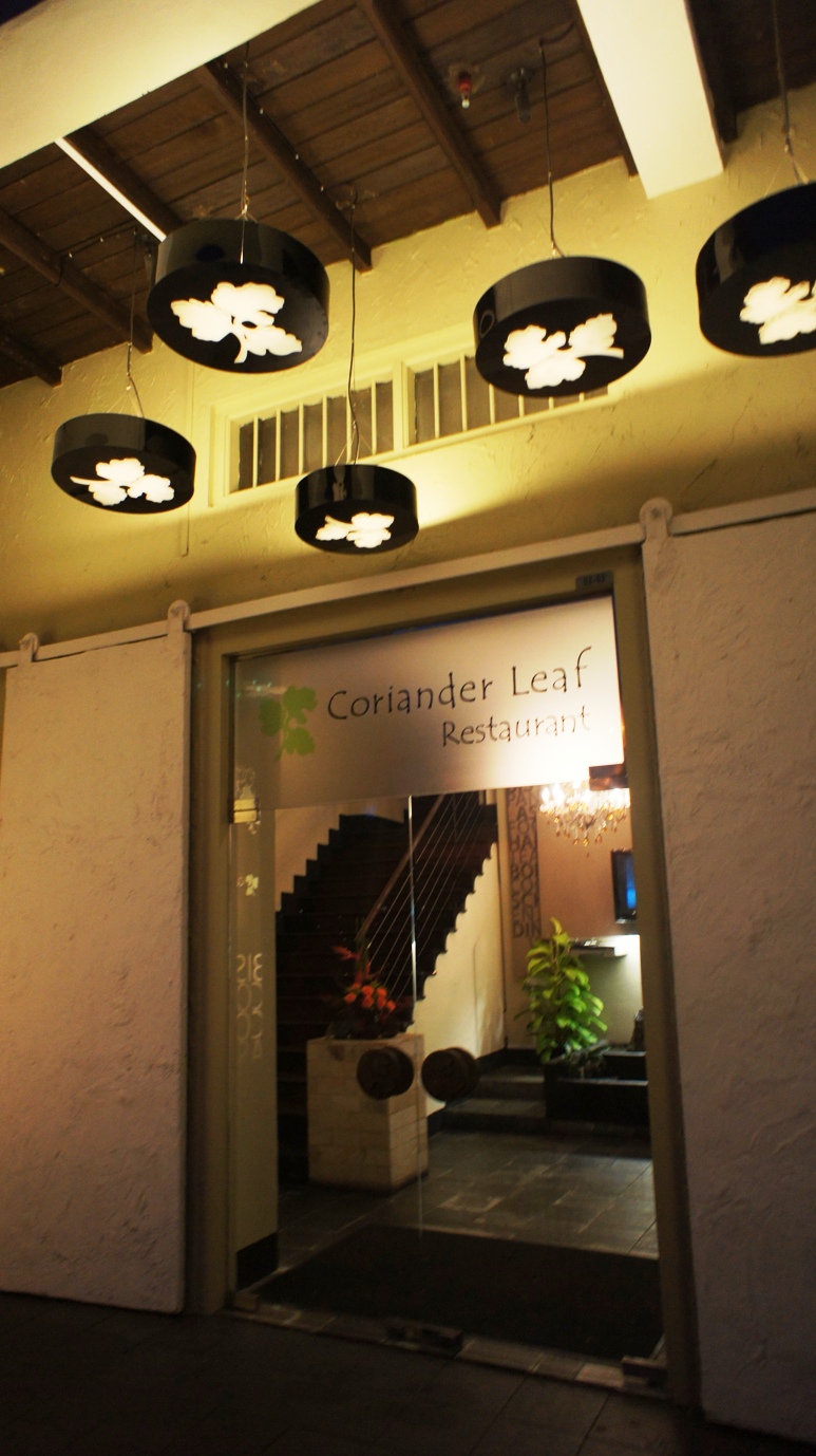 LIFE IN DIGITAL COLOUR Clarke Quay Singapore River Walk