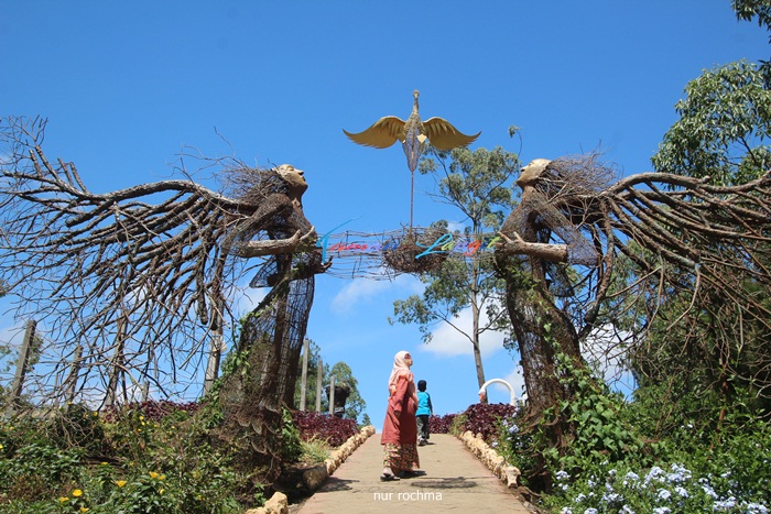 Gambar Taman Langit Malang / Banyak tempat spot foto keren yang sangat