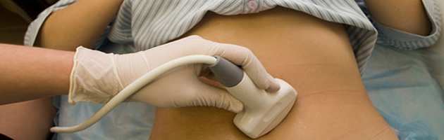 Ο καρκίνος των ωοθηκών, προκαλεί πόνο, πρήξιμο χαμηλά στην κοιλιά, αίσθημα φουσκώματος, αύξηση βάρους, κούραση Ultrasound