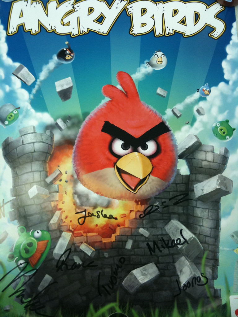 Игра птичка бердз. Angry Birds 2 игра. Angry Birds 1 игра. Энгри бердз игра первая версия. Энгри бердз версия 1.0.0.