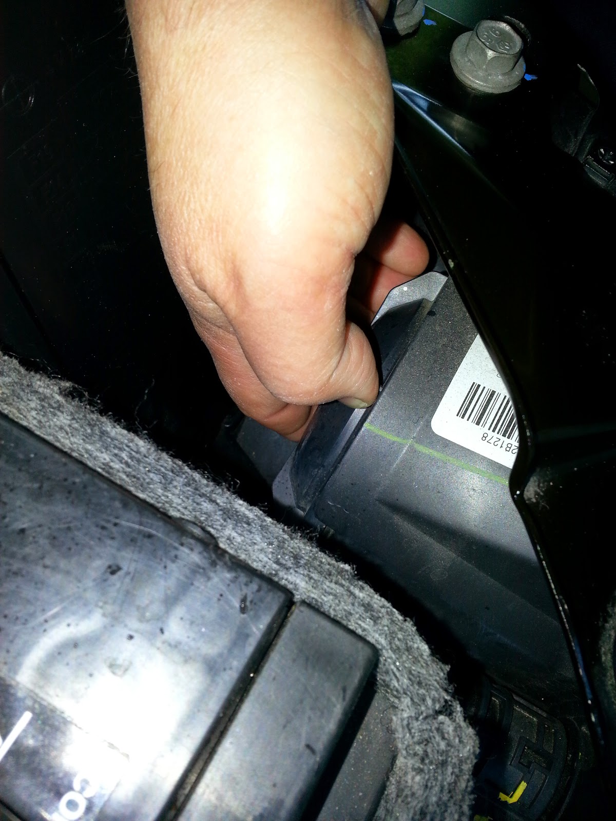 Fiat 500 USA Fiat 500 and Abarth Headlight Bulb Change