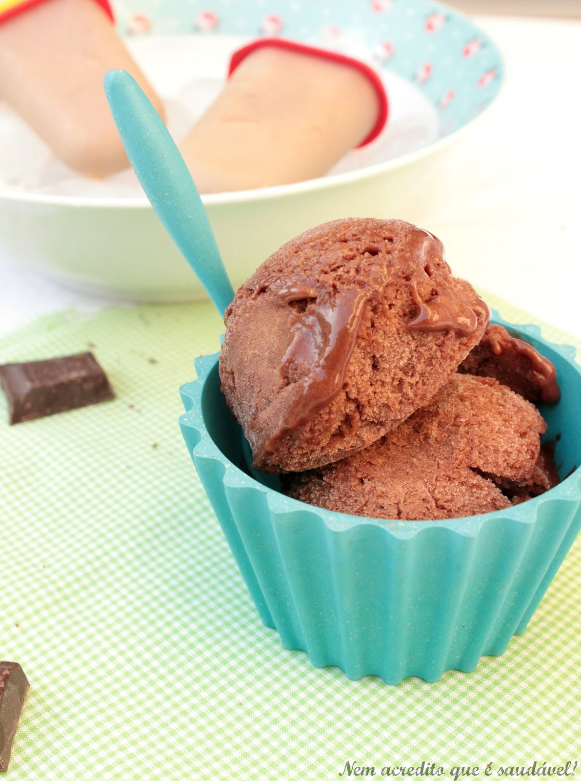 Nem acredito que é saudável! Gelado de banana e chocolate (vegan, sem