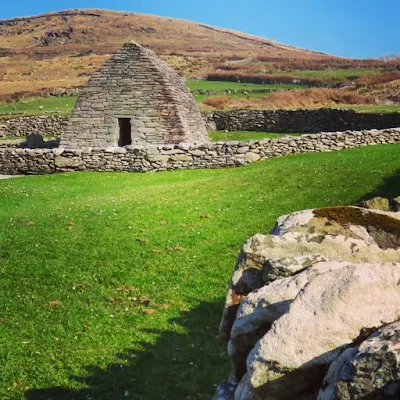 Things to do in Dingle: See Gallatus Oratory