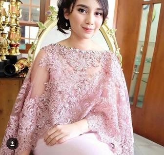 Gambar Kebaya Brokat Muslim Modern Untuk Anak Muda