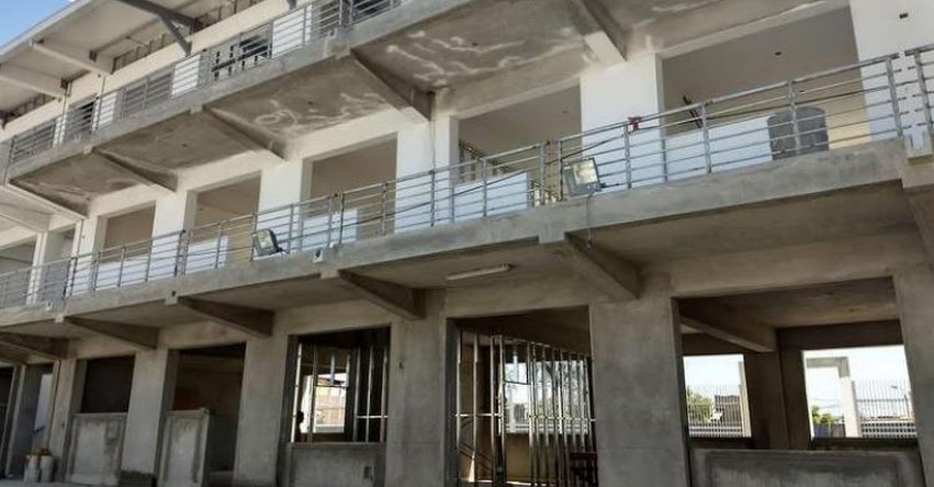 Contraloría identifica riesgos en ejecución de dos colegios emblemáticos de Piura Contraloría identifica riesgos en ejecución de dos colegios emblemáticos de Piura