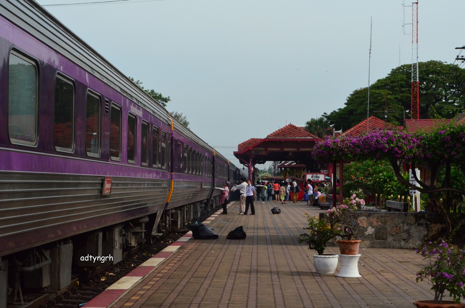 Cerita อาทิตย์ : 24 jam di Kereta Antara Bangsa dari Butterworth ke Bangkok