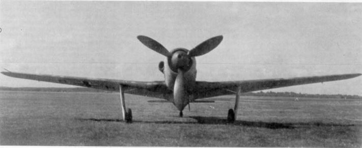 Focke-Wulf Ta-152 H1 de Willy Reschke Prototype%2BTa152%2Bfront