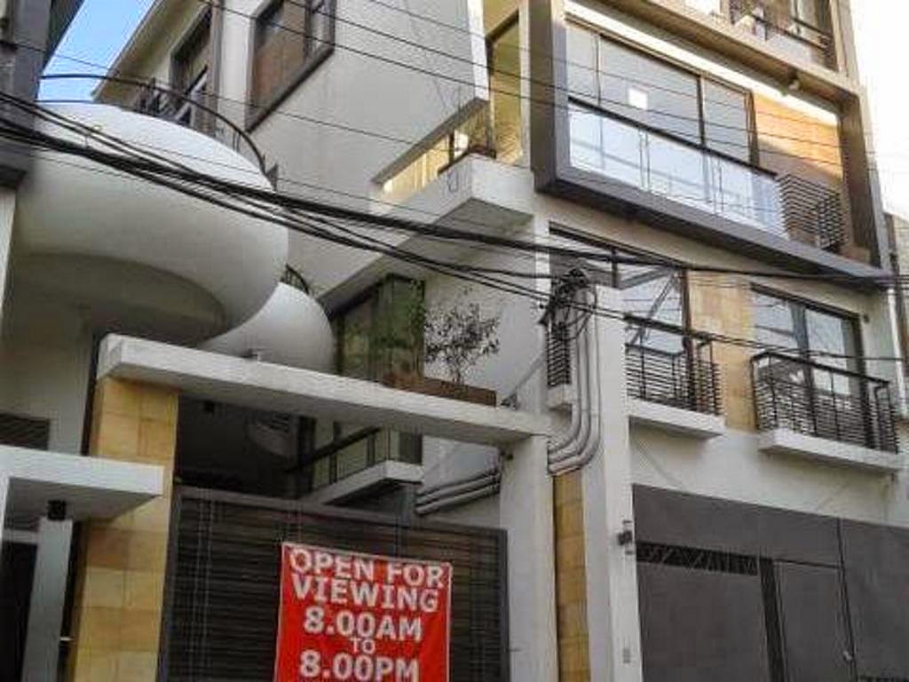 Metro Manila Townhouse For Sale Townhouse in San Juan Greenhills