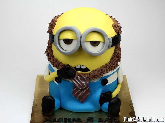 Despicable Me Birthday Cakes in London Minion cakes in London