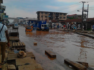 7 Photos: The Terrible state of Faulks Road, Aba