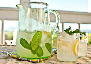 Coctail cu melisa