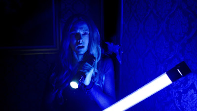 Image of Teresa Palmer in the horror film Lights Out