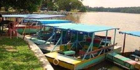 Danau Kayangan Lembah Sari, Tempat Tujuan Wisata Favorit di Pekanbaru Riau danau bandar khayangan lembah sari danau wisata bandar khayangan lembah sari danau kayangan lembah sari