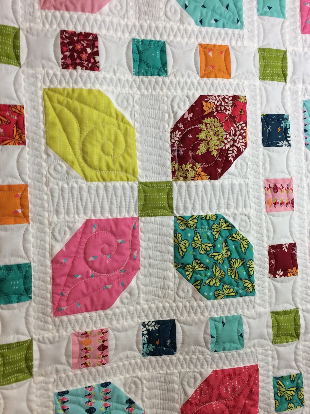 Debby Brown Quilts: New Cutie Pattern -- Field of Flowers