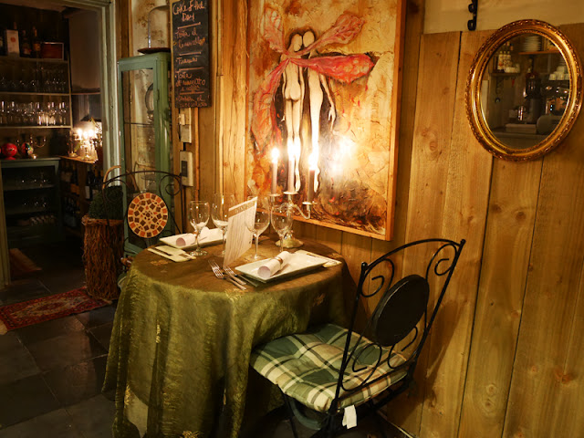 romantic interior at Mediterraneo, Italian restaurant Brighton