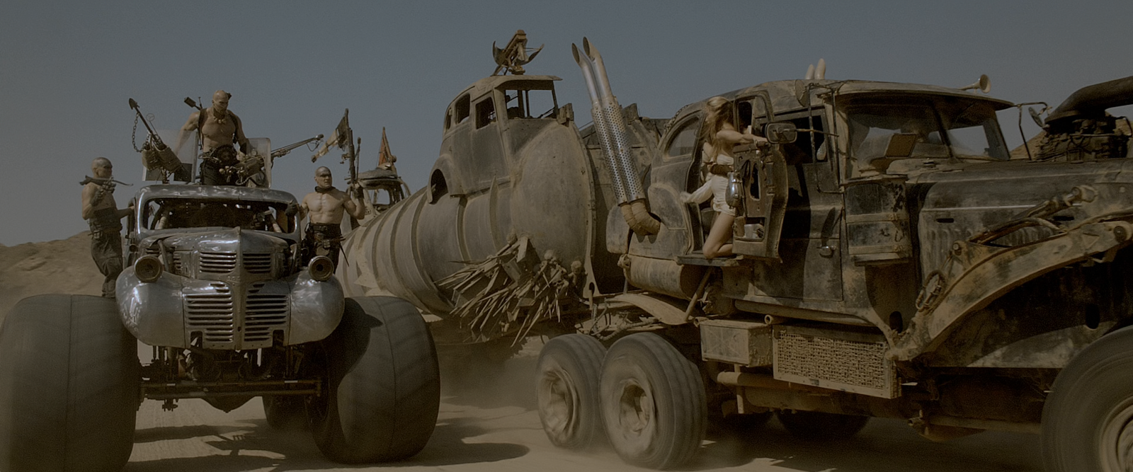  Mad Max Furia en la carretera (2015) 4K UHD HDR Latino