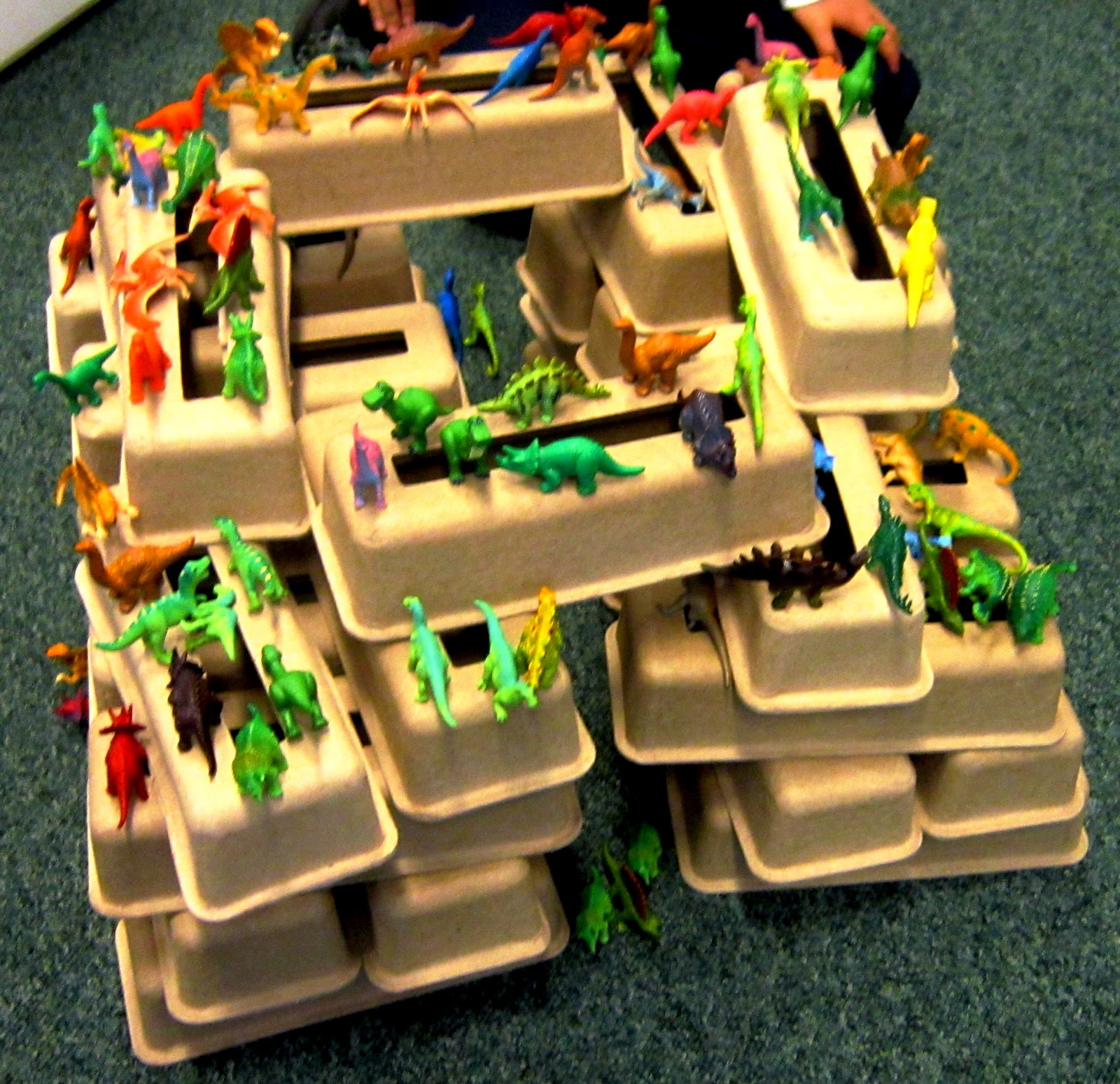 Exploring Through Play Dinosaur block construction!