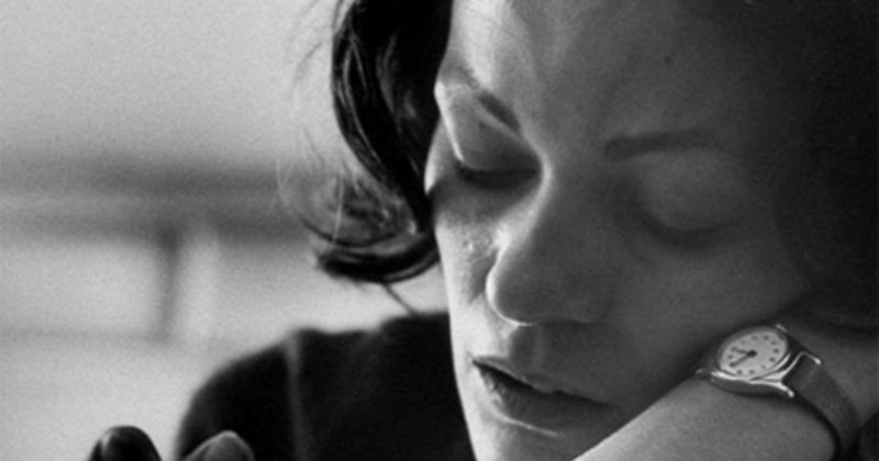 Billie Lourd Opens Up About Life Without Carrie Fisher