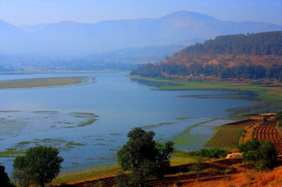 Earth Wayfarer: Baner Road, Pune