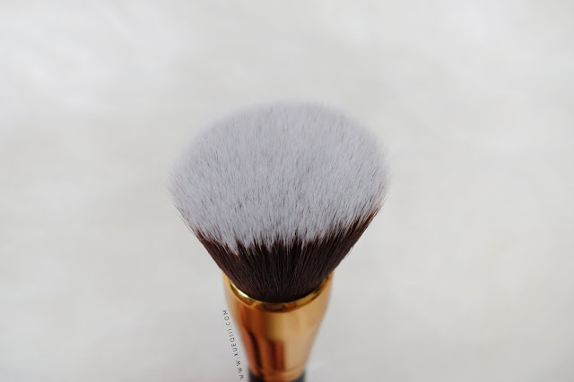 BH Cosmetics Sculpt and Blend 2 - 123 Flat Top Buffing Brush