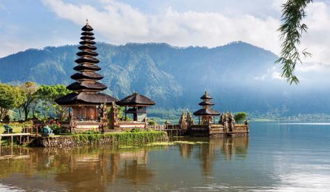  Wajib rasanya jikalau berkunjung ke bali untuk mampir melihat dan menikmati alam bedugul yan 7 Tempat Wisata di Bedugul Bali Yang Luar Biasa