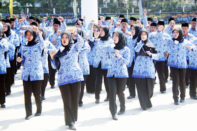 Hasil gambar untuk guru PNS