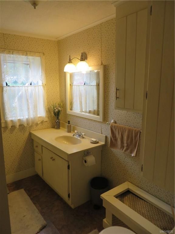 Sweet House Dreams 1865 Brick Colonial in Gasport, New York