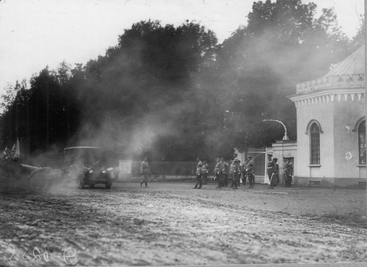nicholas ii research With the mounting pressures of world war i, combined with years of injustice toppled the rule of tsar nicholas ii of russia in march 1917. nicholas ii research With the mounting pressures of world war i, combined with years of injustice toppled the rule of tsar nicholas ii of russia in march 1917.