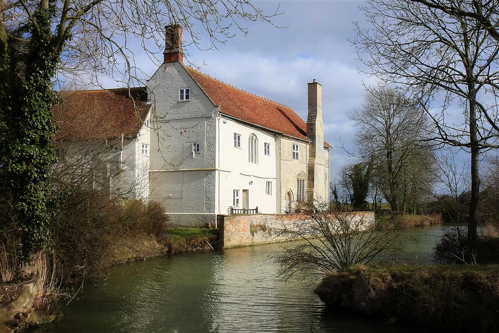 Adventures With The Renegade Reps St. Peters Ale Night at World of