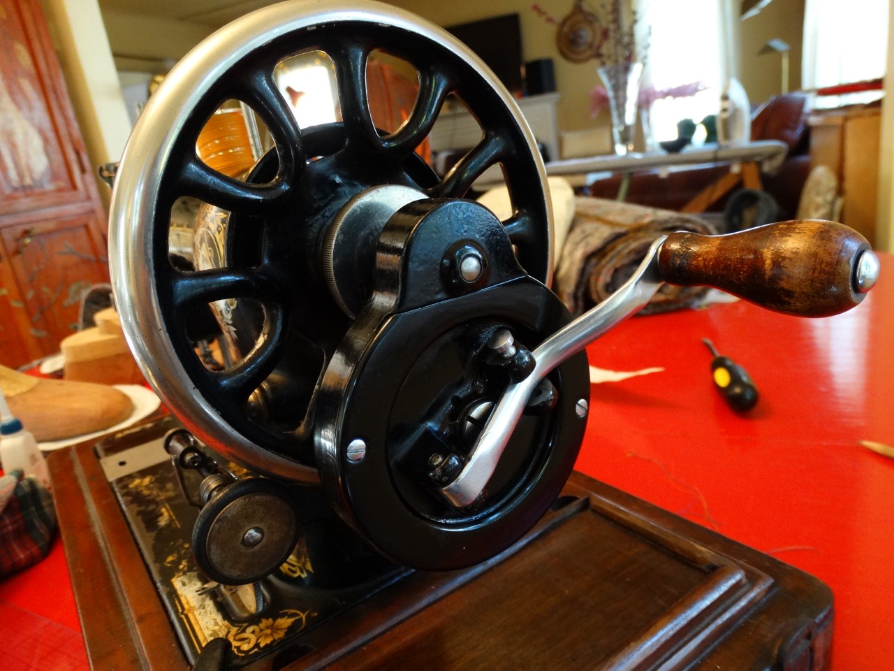 Skinboat Journal Hand Crank Sewing Machine