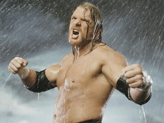 Triple H Super Style in Water