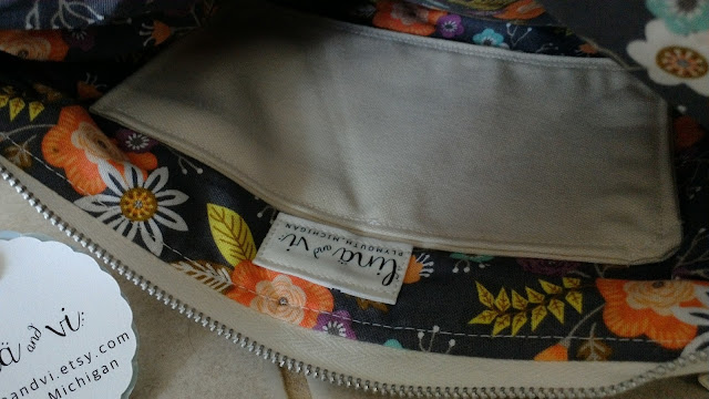 Burlap Floral Crossbody Zipper Bag - linaandvi.etsy.com Burlap Floral Crossbody Zipper Bag - linaandvi.etsy.com